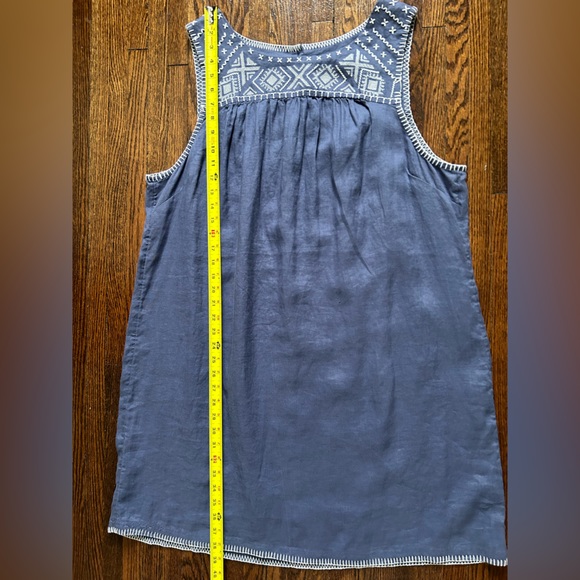 C&C California 100% Linen Embroidered Dress - Picture 17 of 17